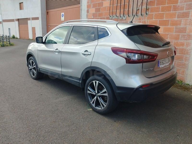 Usado Nissan Qashqai Acenta 115 CV (84 kW) 2020 Gris / plata SUV