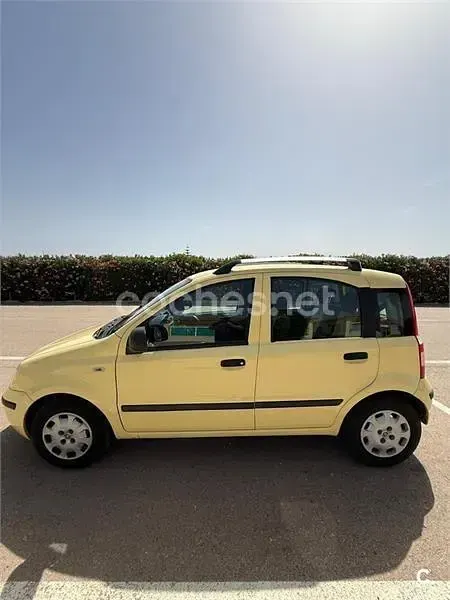 Usado Fiat Panda Dynamic 69 CV (50 kW) 2011 Amarillo Utilitario