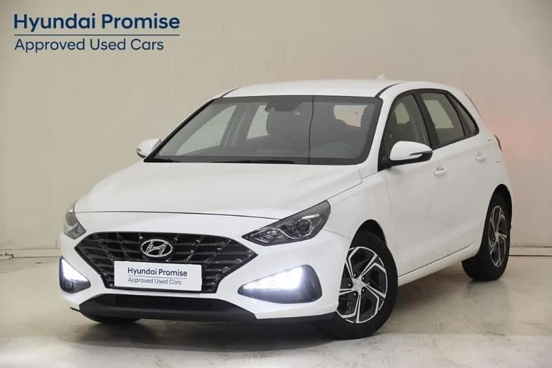 Blanco Usado 2024 Hyundai i30 | 16.990 € (Buen precio) - Imagen 1/4