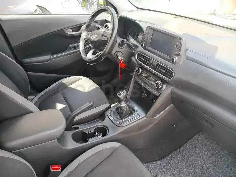Usado Hyundai Kona 120 CV (88 kW) 2018 Verde SUV