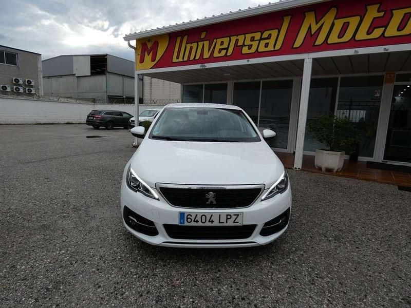 Usado Peugeot 308 Active 131 CV (96 kW) 2021 Blanco Utilitario