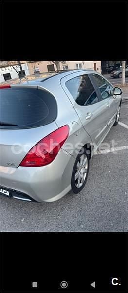Usado Peugeot 308 SW 120 CV (88 kW) 2008 Gris / plata Familiar