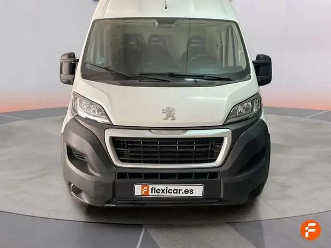 Usado Peugeot Boxer 120 CV (88 kW) 2021 Blanco Van