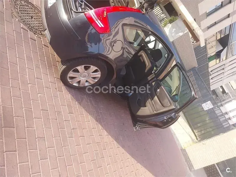 Usado Citroën C4 90 CV (66 kW) 2010 Negro Berlina
