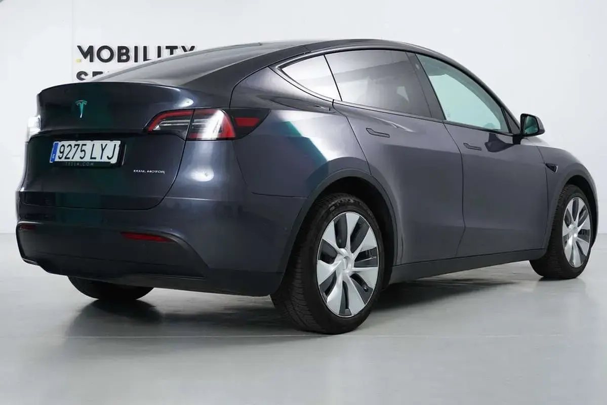 Usado Tesla Model Y 378 kW (514 CV) 2022 Gris SUV