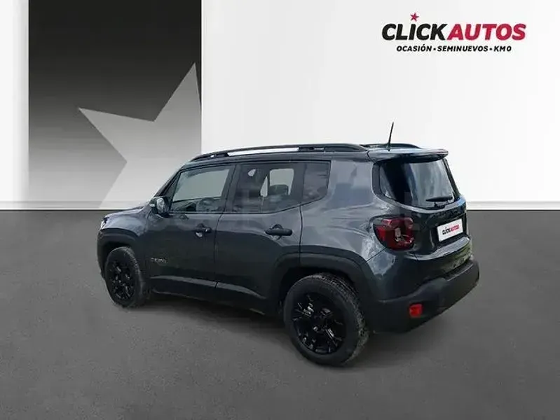Usado Jeep Renegade North 130 CV (95 kW) 2025 Gris / plata SUV
