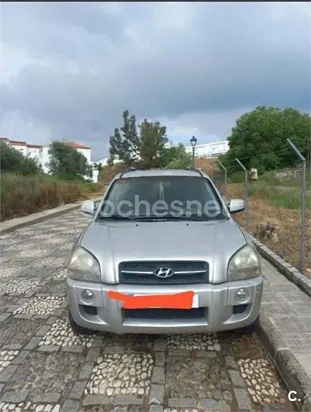 Usado Hyundai Tucson Comfort 140 CV (102 kW) 2006 Gris / plata SUV