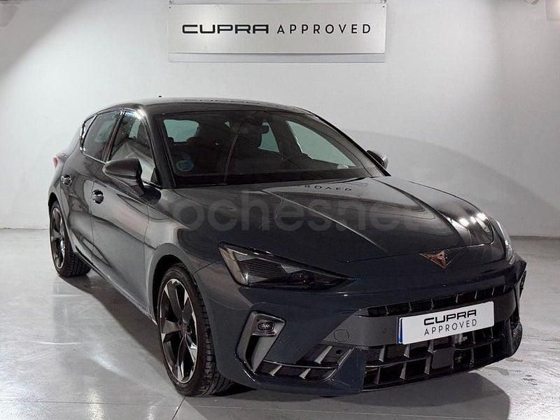 Usado Cupra Leon 150 CV (110 kW) 2025 Azul Berlina