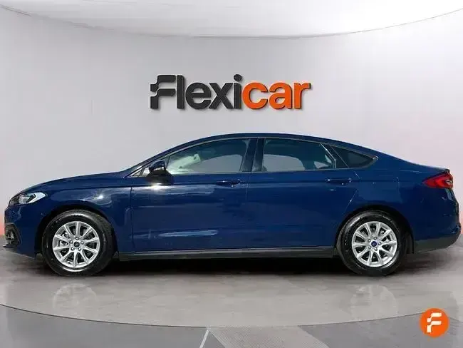 Usado Ford Mondeo ST-Line 187 CV (137 kW) 2021 Azul Familiar