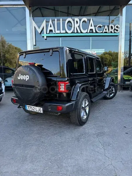 Usado Jeep Wrangler Sahara 200 CV (147 kW) 2020 Negro SUV