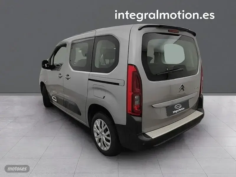 Usado Citroën e-Berlingo Feel 100 CV (73 kW) 2022 Gris Monovolumen