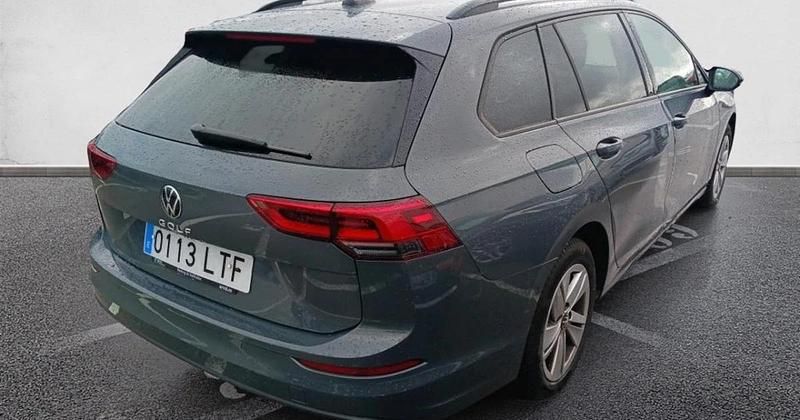 Usado VW Golf VIII Life 115 CV (84 kW) 2021 Familiar