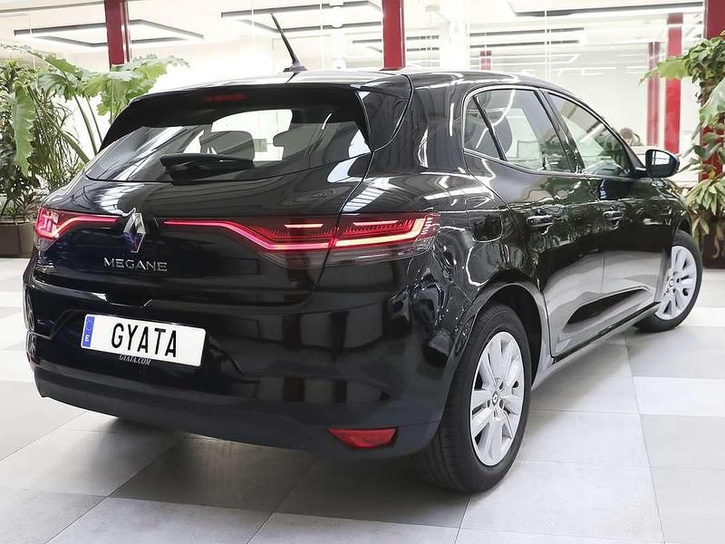 Usado Renault Mégane IV Intens 116 CV (85 kW) 2022 Negro Utilitario