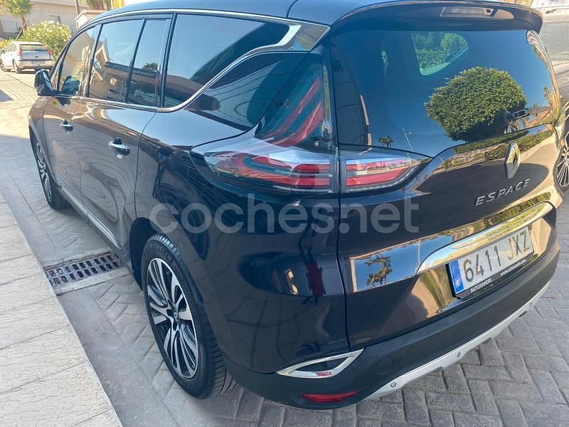 Usado Renault Espace Initiale 160 CV (117 kW) 2016 Negro Monovolumen