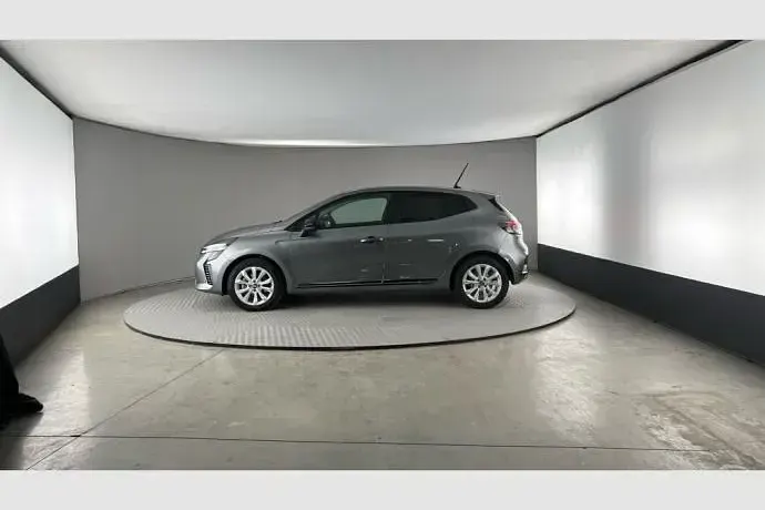 Usado Renault Clio Evolution 100 CV (73 kW) 2025 Utilitario