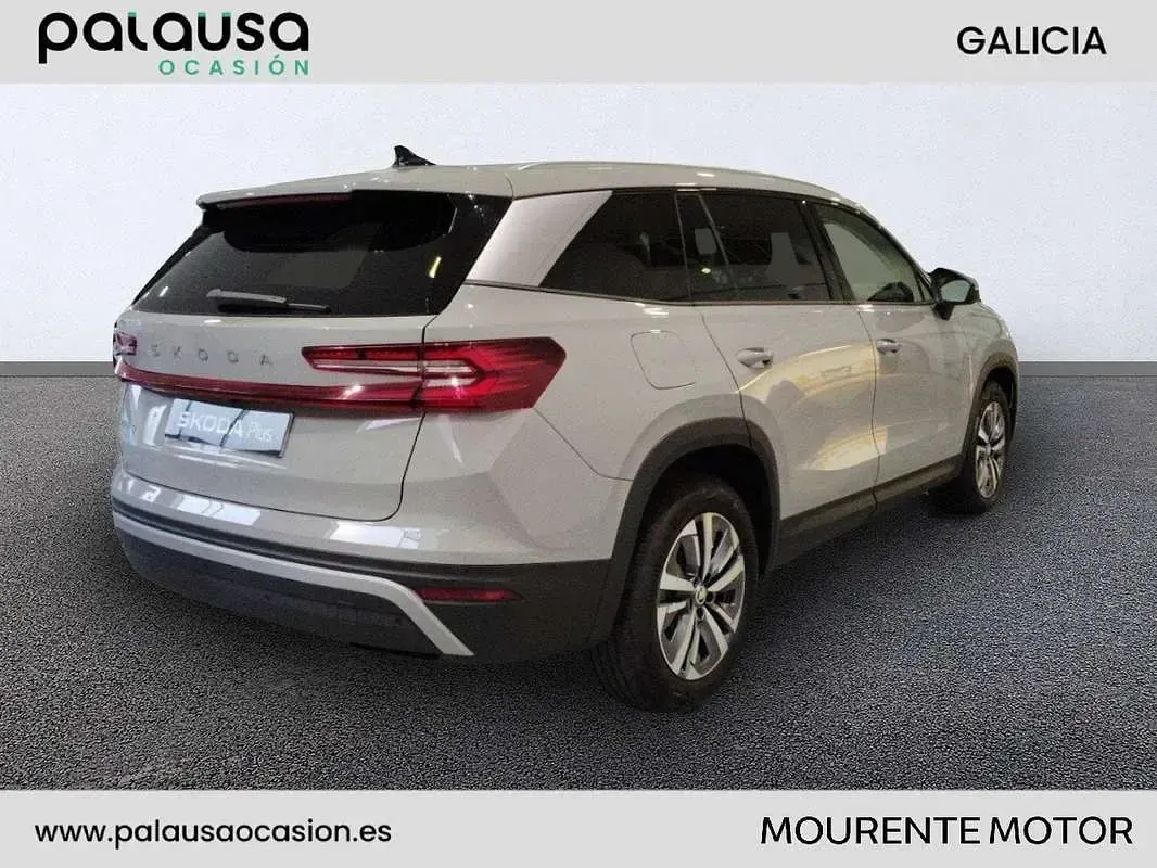 Usado Skoda Kodiaq Selection 150 CV (110 kW) 2026 Gris SUV
