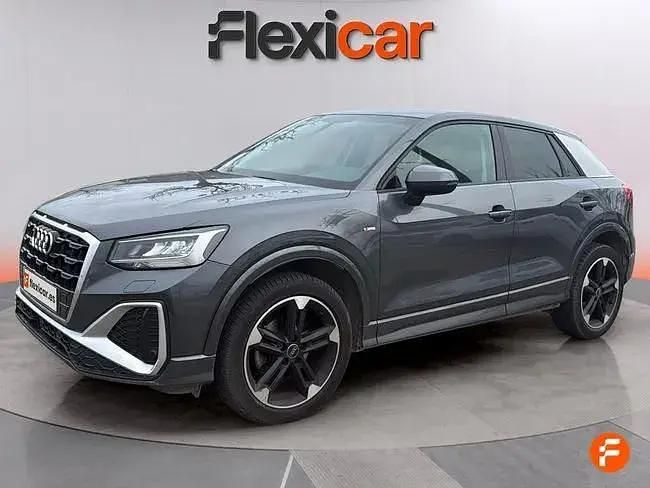 Usado Audi Q2 S-Line 116 CV (85 kW) 2023 Gris SUV