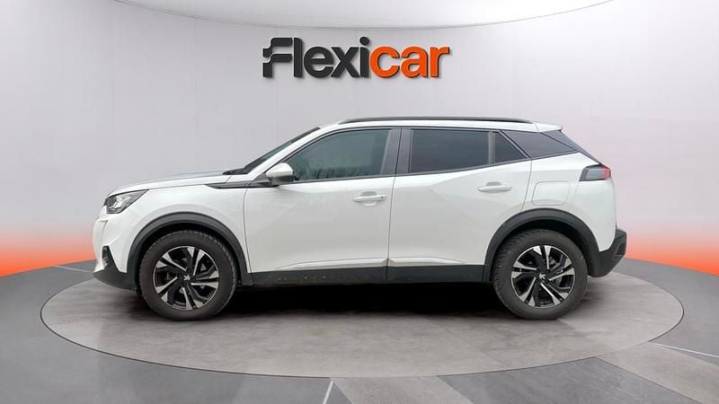 Usado Peugeot 2008 Active 110 CV (80 kW) 2021 Blanco SUV