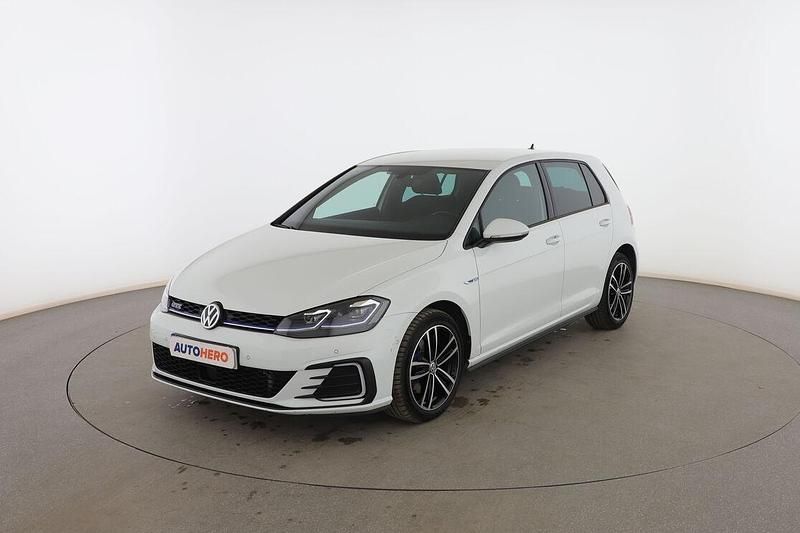 Blanco Usado 2020 VW Golf VII GTE Utilitario | 21.799 € (Precio justo) - Imagen 1/3