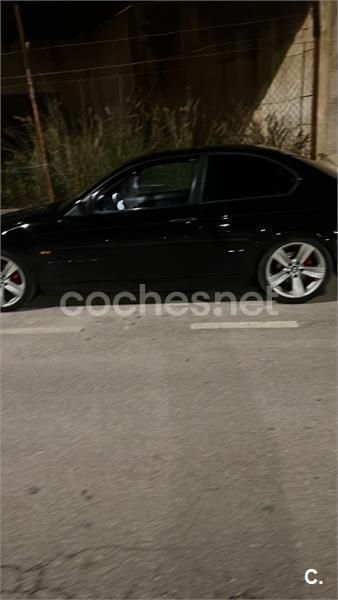 Negro Usado 2002 BMW 320 Berlina | 4400 € (Un poco caro) - Imagen 1/4