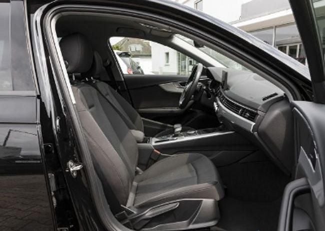 Usado Audi A4 Allroad 2018 Negro metalizado Familiar