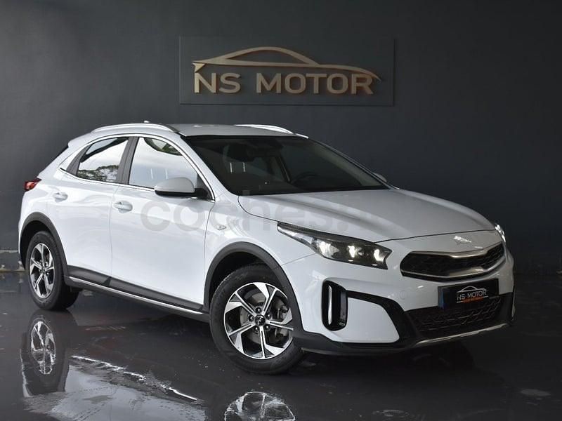 Usado Kia XCeed 101 CV (74 kW) 2024 Blanco SUV