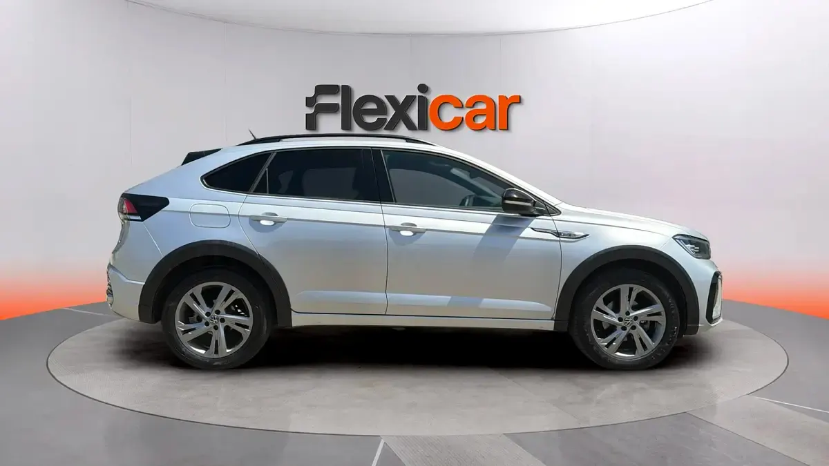 Usado VW Taigo R-line 150 CV (110 kW) 2022 Gris SUV