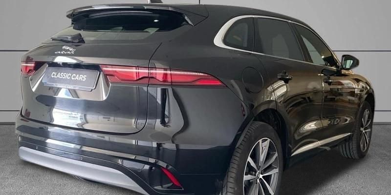Usado Jaguar F-Pace R-Dynamic 204 CV (150 kW) 2025 Negro SUV