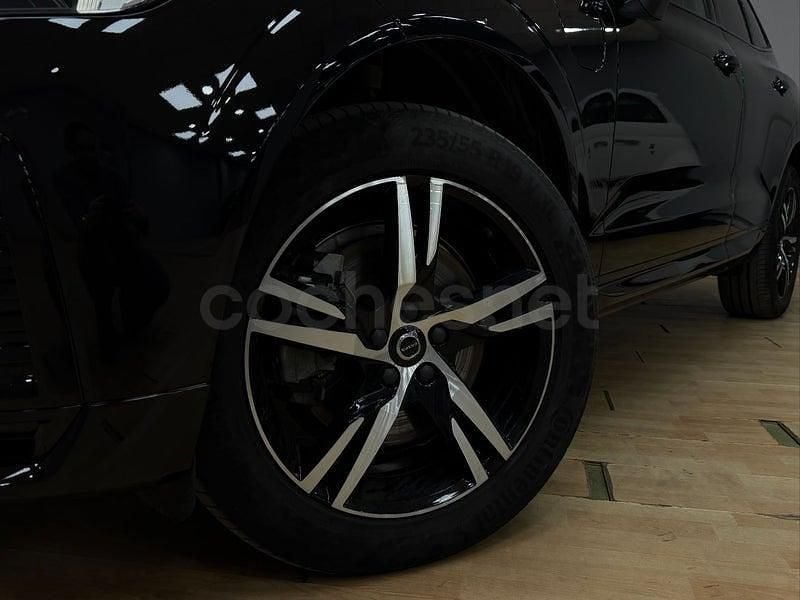 Usado Volvo XC60 Plus 350 CV (257 kW) 2022 Negro SUV
