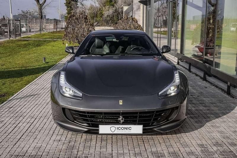 Usado Ferrari GTC4Lusso 690 CV (507 kW) 2017 Gris Familiar