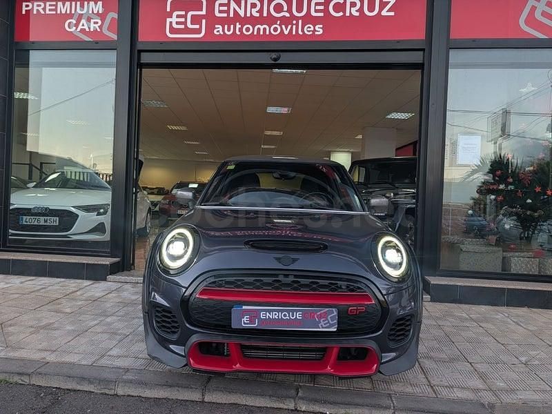 Usado Mini John Cooper Works 306 CV (225 kW) 2020 Gris / plata Utilitario