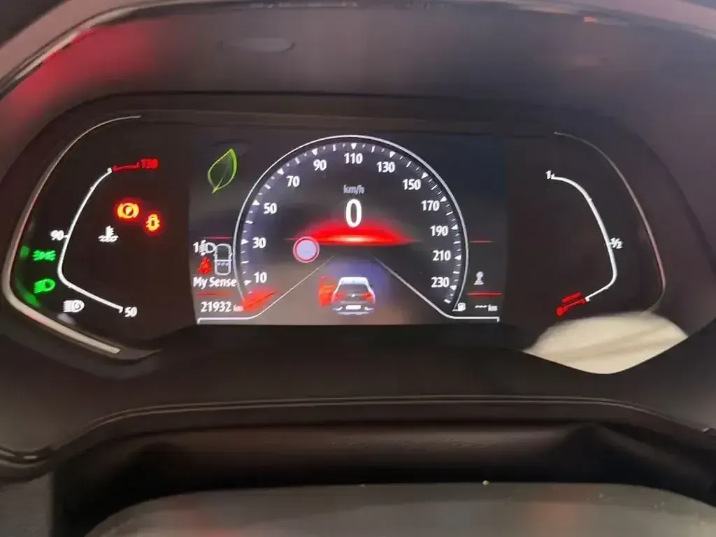 Usado Renault Captur Techno 145 CV (106 kW) 2024 Gris SUV