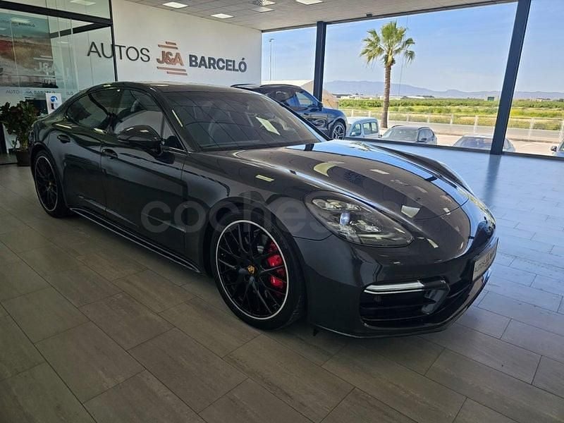 Usado Porsche Panamera GTS 480 CV (353 kW) 2022 Gris / plata Berlina