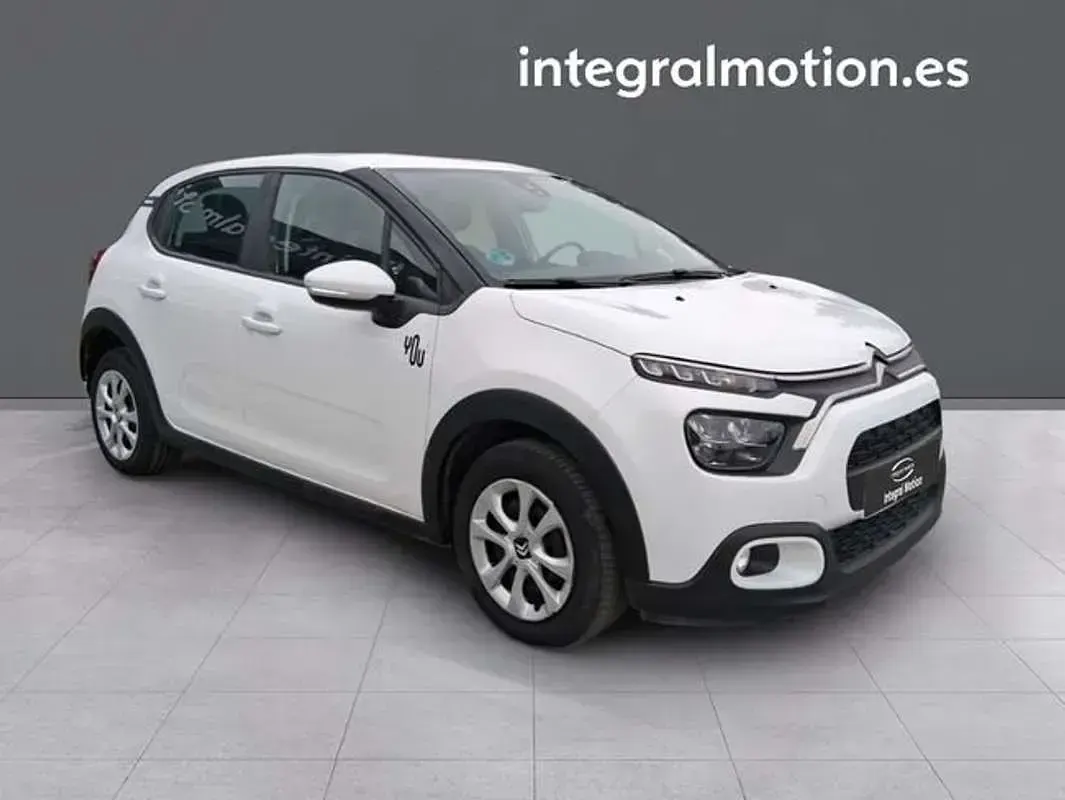 Usado Citroën C3 Feel 99 CV (72 kW) 2023 Blanco Utilitario