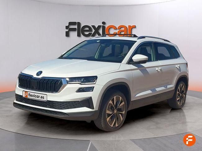 Usado Skoda Karoq Ambition 150 CV (110 kW) 2023 Blanco SUV