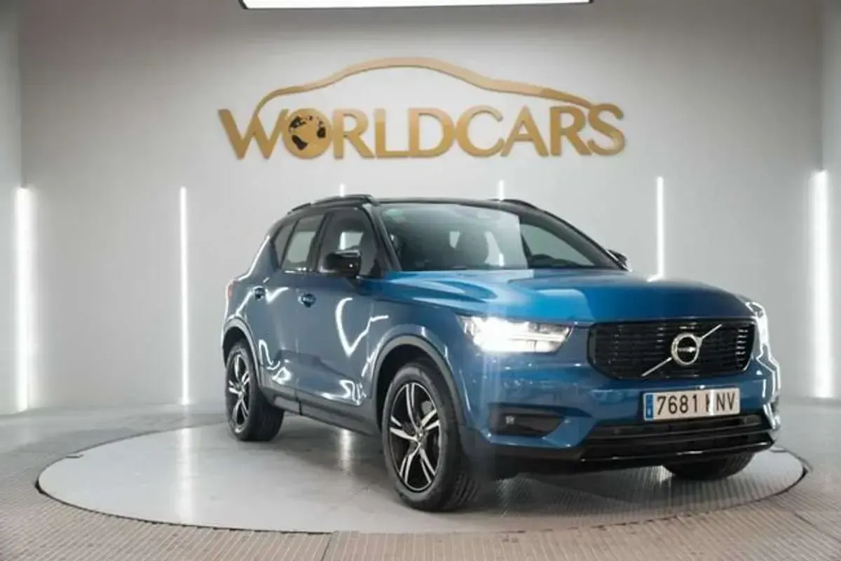 Usado Volvo XC40 R-Design 190 CV (139 kW) 2018 Azul SUV