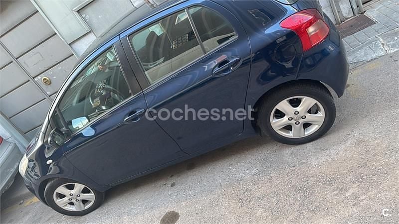 Azul Usado 2006 Toyota Yaris Sol Berlina | 3500 € (Super precio) - Imagen 1/4