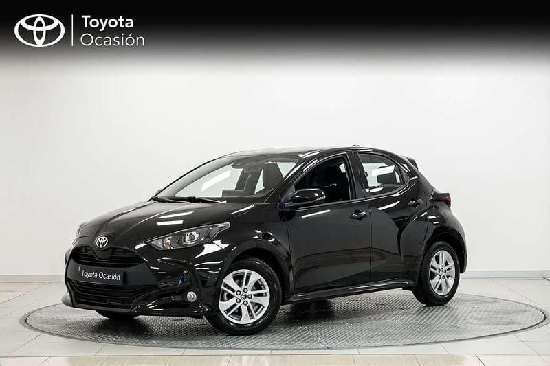 Negro Usado 2024 Toyota Yaris Edition Utilitario | 17.450 € (Precio justo) - Imagen 1/4