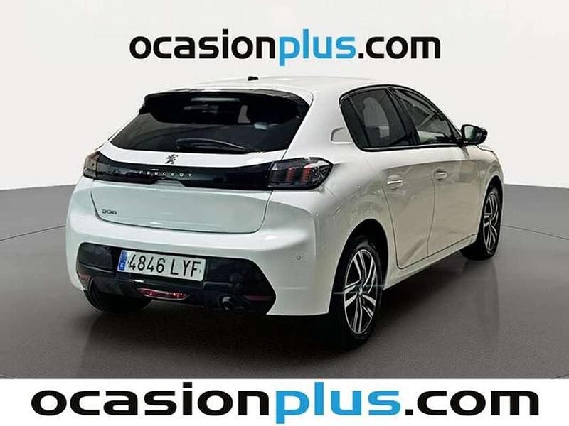 Usado Peugeot 208 Allure 102 CV (75 kW) 2022 Blanco Utilitario