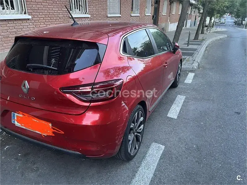 Usado Renault Clio IV Zen 100 CV (73 kW) 2019 Rojo Berlina