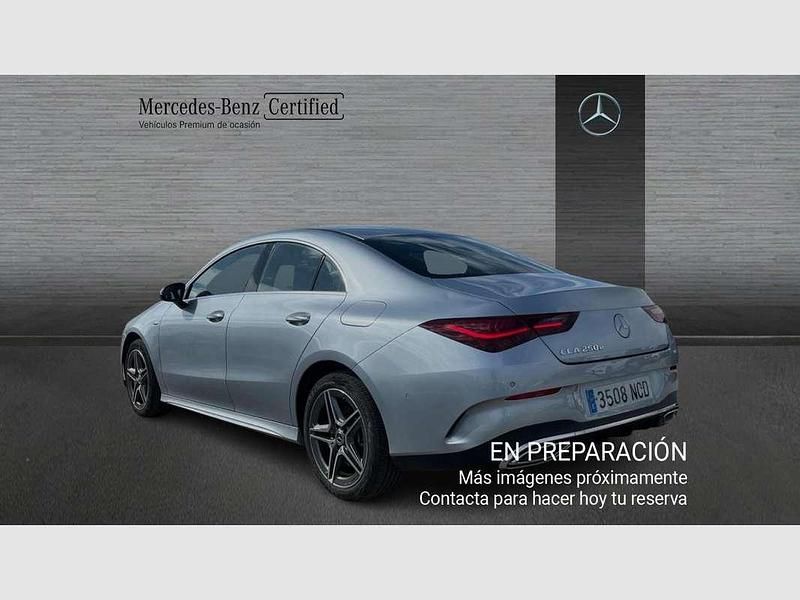 Usado Mercedes CLA250e 218 CV (160 kW) 2025 Berlina