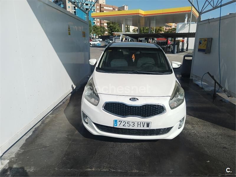 Usado Kia Carens 136 CV (100 kW) 2014 Blanco Monovolumen