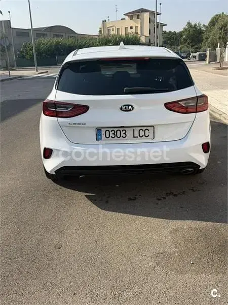 Usado Kia Ceed 136 CV (100 kW) 2019 Blanco Utilitario