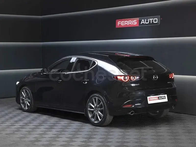 Usado Mazda 3 122 CV (89 kW) 2019 Negro Berlina