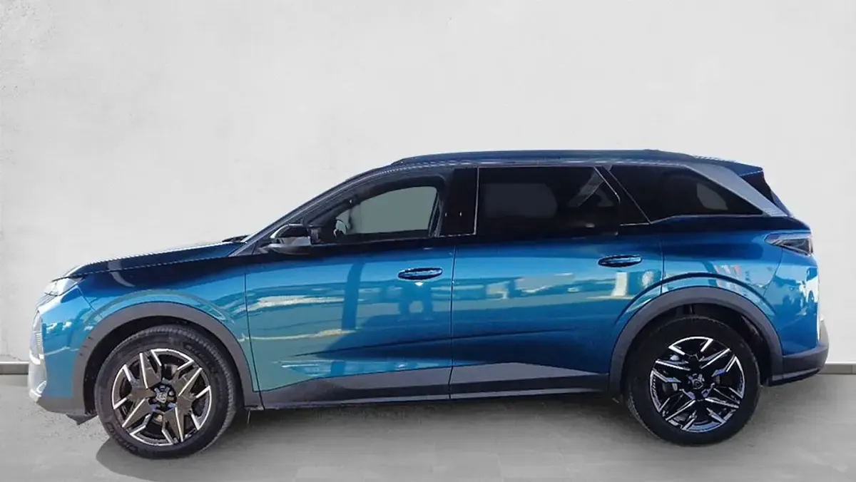 Usado Peugeot 5008 Allure 145 CV (106 kW) 2025 SUV
