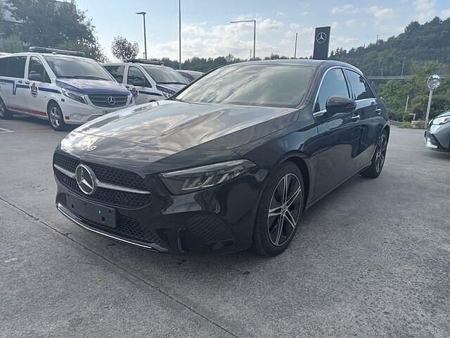 Negro Nuevo 2024 Mercedes A180 | 31.580 € (Super precio) - Imagen 1/4