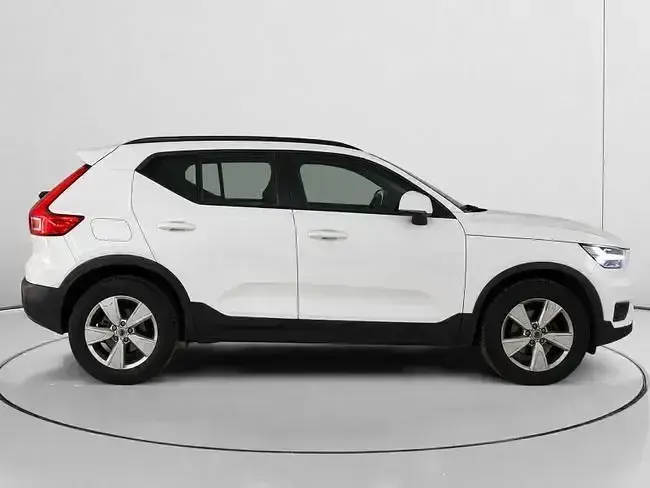 Usado Volvo XC40 163 CV (119 kW) 2019 Blanco SUV