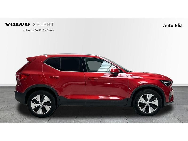 Usado Volvo XC40 Core 211 CV (155 kW) 2022 Rojo SUV