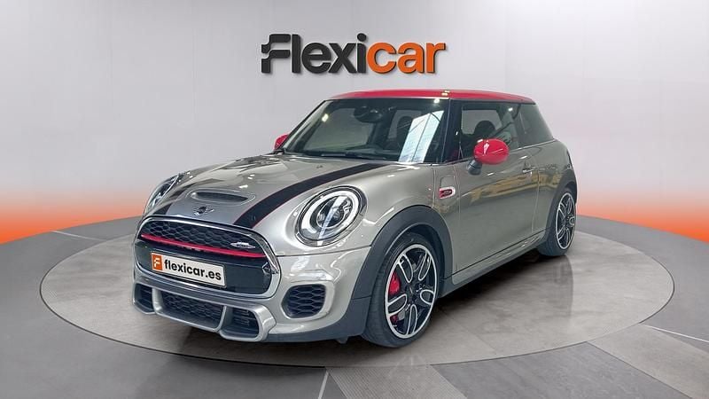 Usado Mini John Cooper Works 231 CV (169 kW) 2018 Gris Utilitario