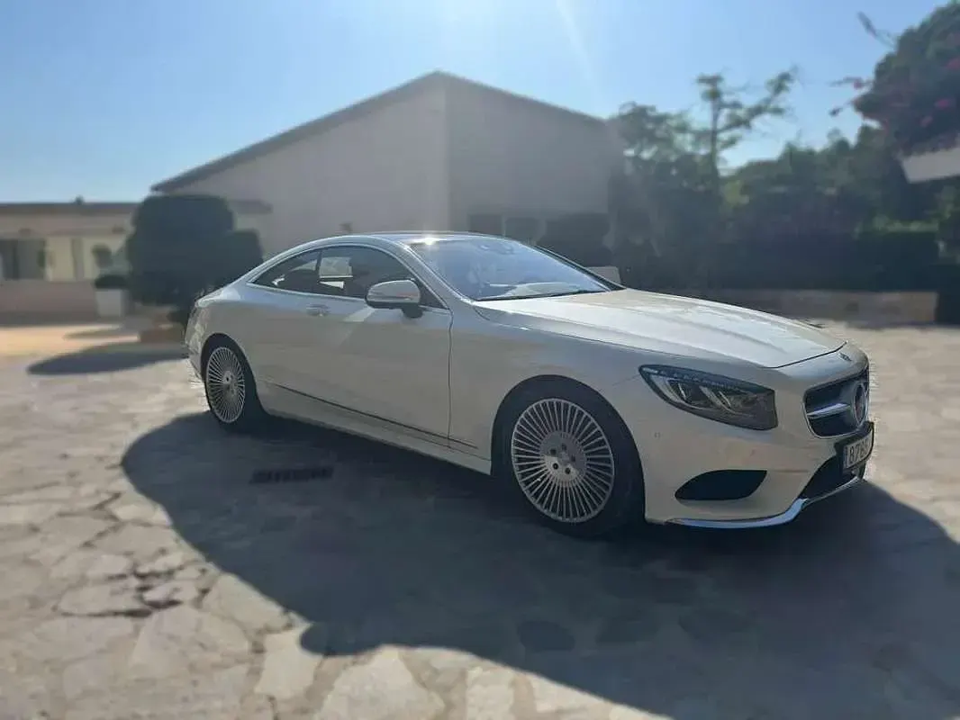Usado Mercedes S560 469 CV (344 kW) 2019 Blanco Coupe